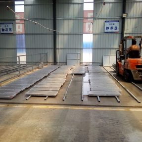 濟青高鐵預制蓋板塑料模具中鐵二十一局三分部施工現場
