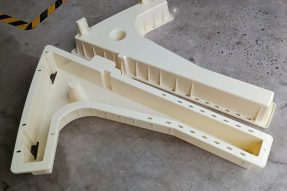 貴陽三號線地鐵支架塑料模具102x50x12